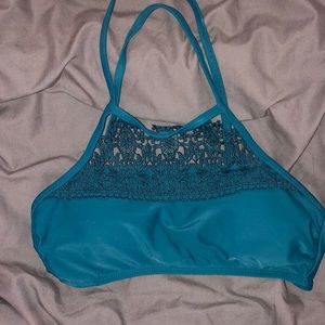 🧚🏼‍♂️lacy teal bathing suit top